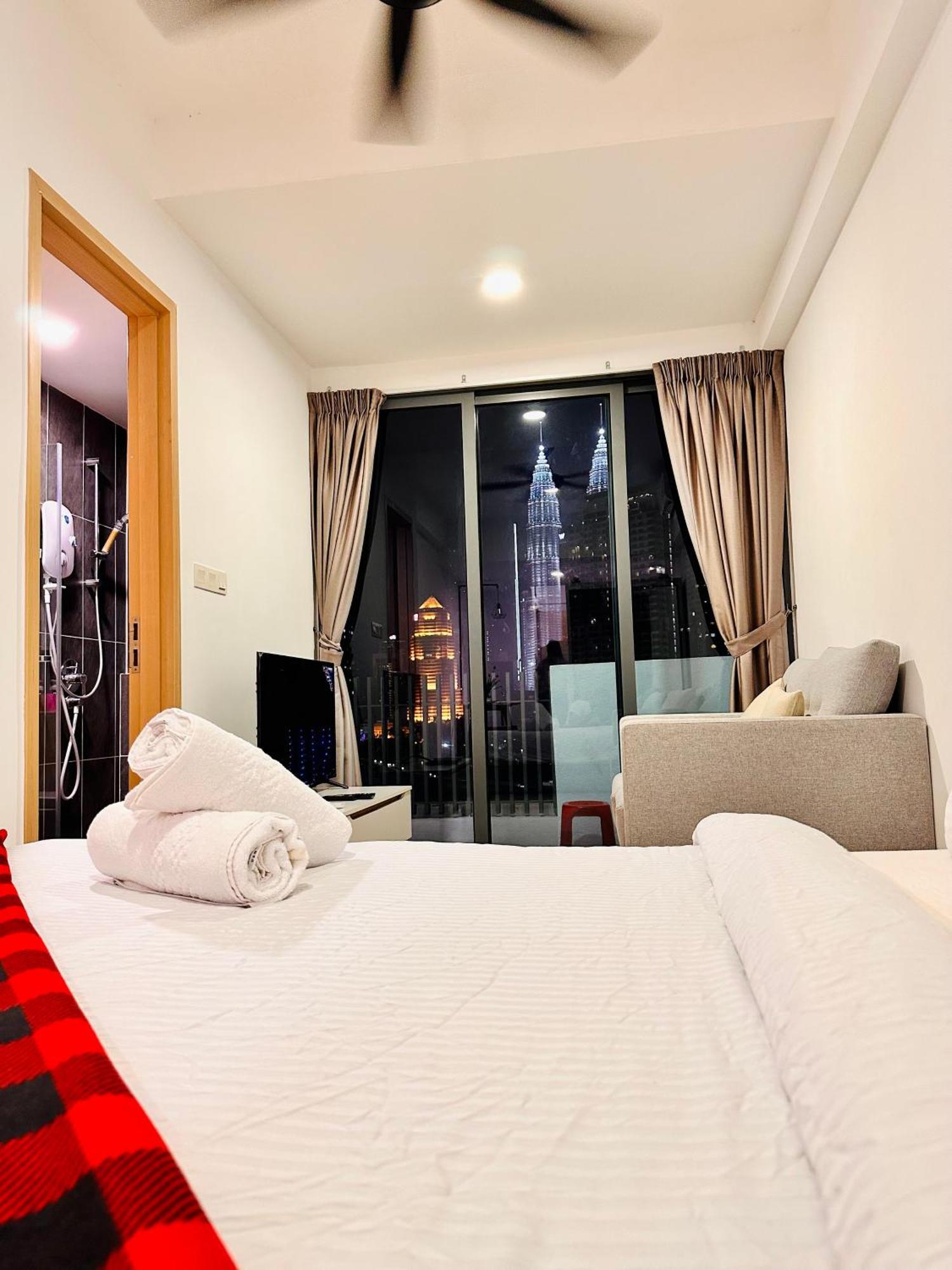 The Luxe Colony Klcc By Infinitum Appartement Kuala Lumpur Buitenkant foto