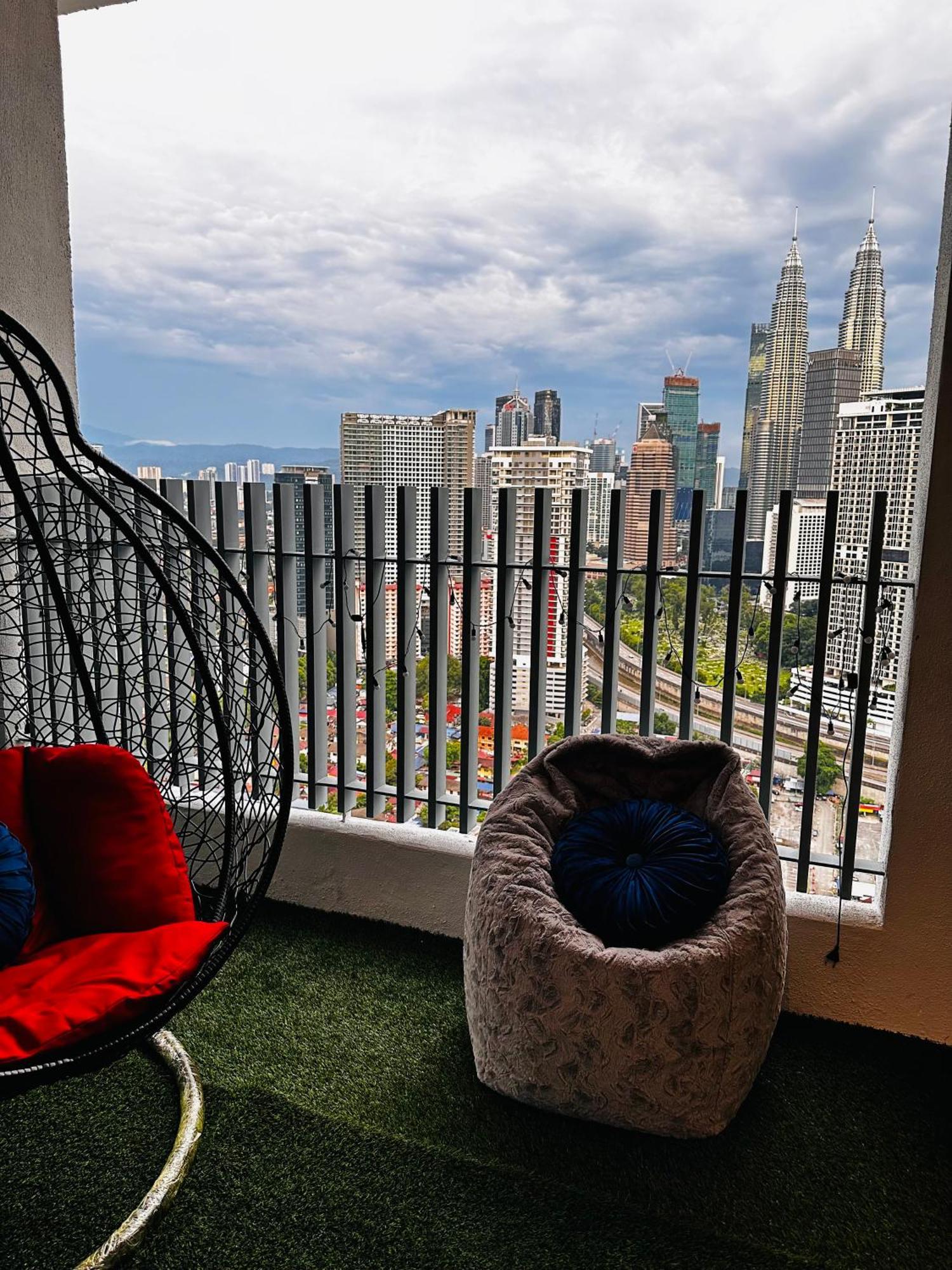 The Luxe Colony Klcc By Infinitum Appartement Kuala Lumpur Buitenkant foto